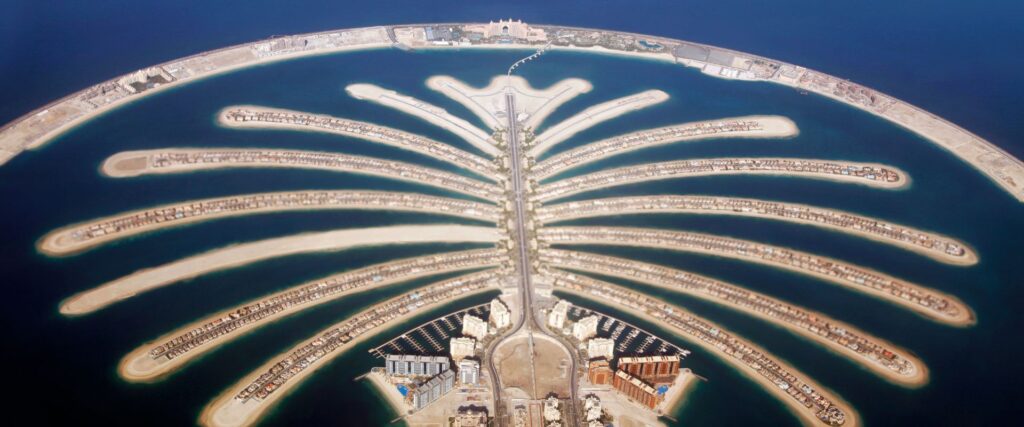 2 (16) Our comprehensive services include