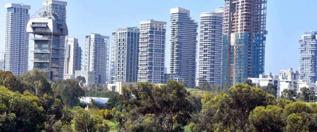 2 (28) Are you a Tel Aviv-based Student or Professional planning to Study Abroad?