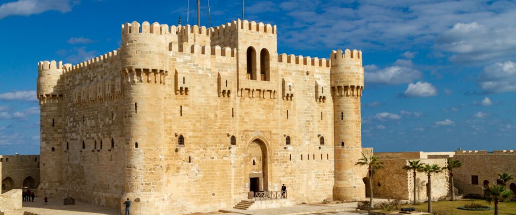 2 (33) Are you a Casablanca-based Student or Professional planning to Study Abroad?