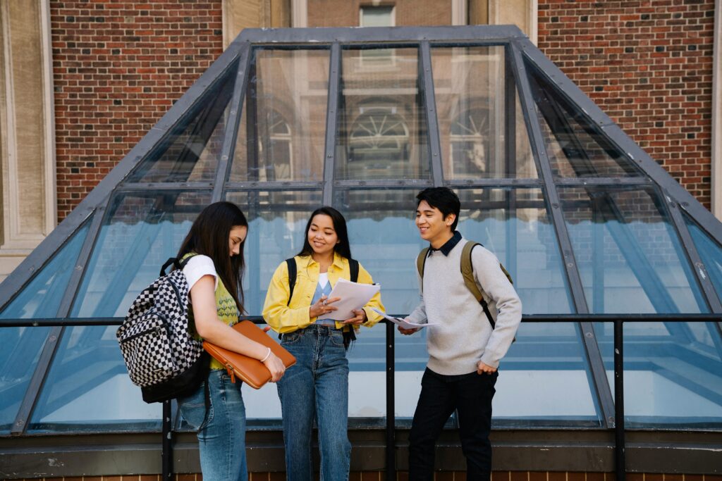  Undergraduate Admissions (Bachelors) 